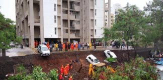 পুনেতে দেয়াল ধসে ১৫ জনের প্রাণহানি