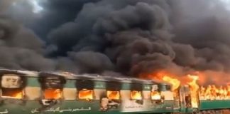 পাকিস্তানে ট্রেনে গ্যাস সিলিন্ডার বিস্ফোরণ, নিহত বেড়ে ৬৫