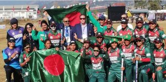 রুদ্ধশ্বাস ফাইনালে সোনা জিতলো বাঘিনীরা