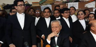 খালেদার জামিন শুনানিতে হট্টগোল