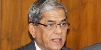 গণতন্ত্র রক্ষার স্বার্থে নির্বাচনে অংশ নেব: ফখরুল