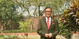 বিএনপি এখন গণতন্ত্রের ফেরিওয়ালা সেজেছে : ওবায়দুল কাদের
