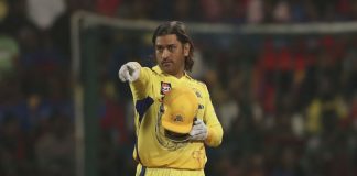 ধোনির ভাগ্য নির্ধারণ লন্ডনে!