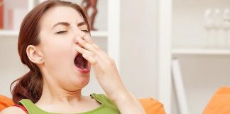 দুপুরে ঘুমালে শরীরে যা ঘটে
