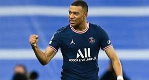 ফুটবল ক্লাব কিনছেন এমবাপ্পে?