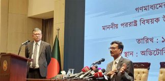 নির্বাচনের মাধ্যমে এ সরকার সরে যাবে : পররাষ্ট্র উপদেষ্টা