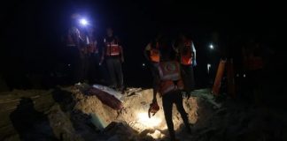 গাজায় বাস্তুচ্যুতদের তাঁবুতে ইসরায়েলের হামলা, নিহত ৪০