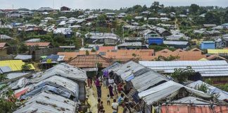 রোহিঙ্গা ক্যাম্পে গুলি, নিহত ৩