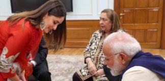 মোদিতে মুগ্ধ কারিনা: ‘তিনি আসলেই বিশ্বনেতা’C