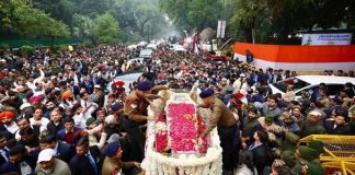 রাষ্ট্রীয় মর্যাদায় মনমোহন সিংয়ের শেষকৃত্য সম্পন্ন