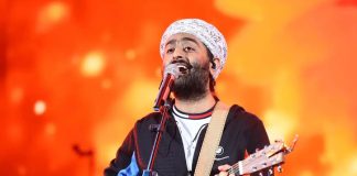 কনসার্টের মাঝেই বাবার ভিডিও কল