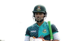 সবচেয়ে বাজে অবস্থানে মুশফিক, অবনতি শান্তর