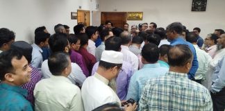 এনআইডি সেবা বন্ধের হুঁশিয়ারি ইসি কর্মকর্তাদের