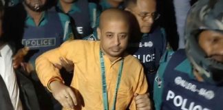 রাষ্ট্রদ্রোহ মামলায় চিন্ময় দাসের জামিন স্থগিত