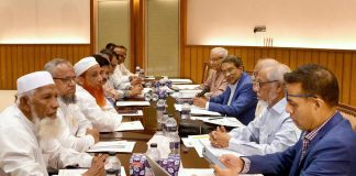 ঐকমত্য তৈরি করতে হলে সবাইকে ছাড় দিতে হবে : আলী রীয়াজ