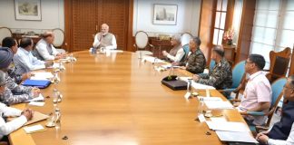 তিন বাহিনীর প্রধানের সঙ্গে জরুরি বৈঠকে মোদি