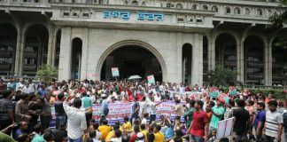ইশরাককে মেয়র পদে বসাতে নগর ভবনে ঢাকাবাসী