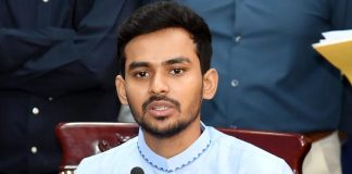 ইশরাক হোসেন আইন লঙ্ঘন করছেন, দাবি আসিফ মাহমুদের
