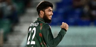 ফিঞ্চের কাছে রিশাদকে প্রশংসায় ভাসিয়েছেন পন্টিং