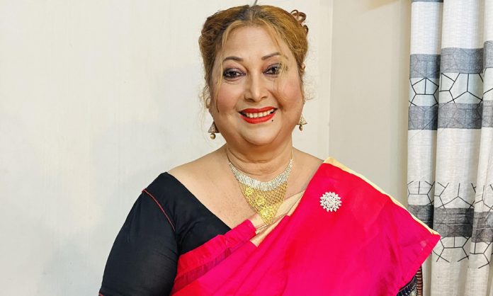 rina khan