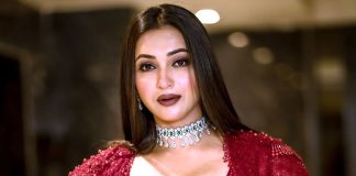 চমক নিয়ে ‘আয়েশা’ রূপে আসছেন কৌশানী