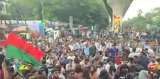 শাহবাগে সমাবেশের মঞ্চ প্রস্তুত