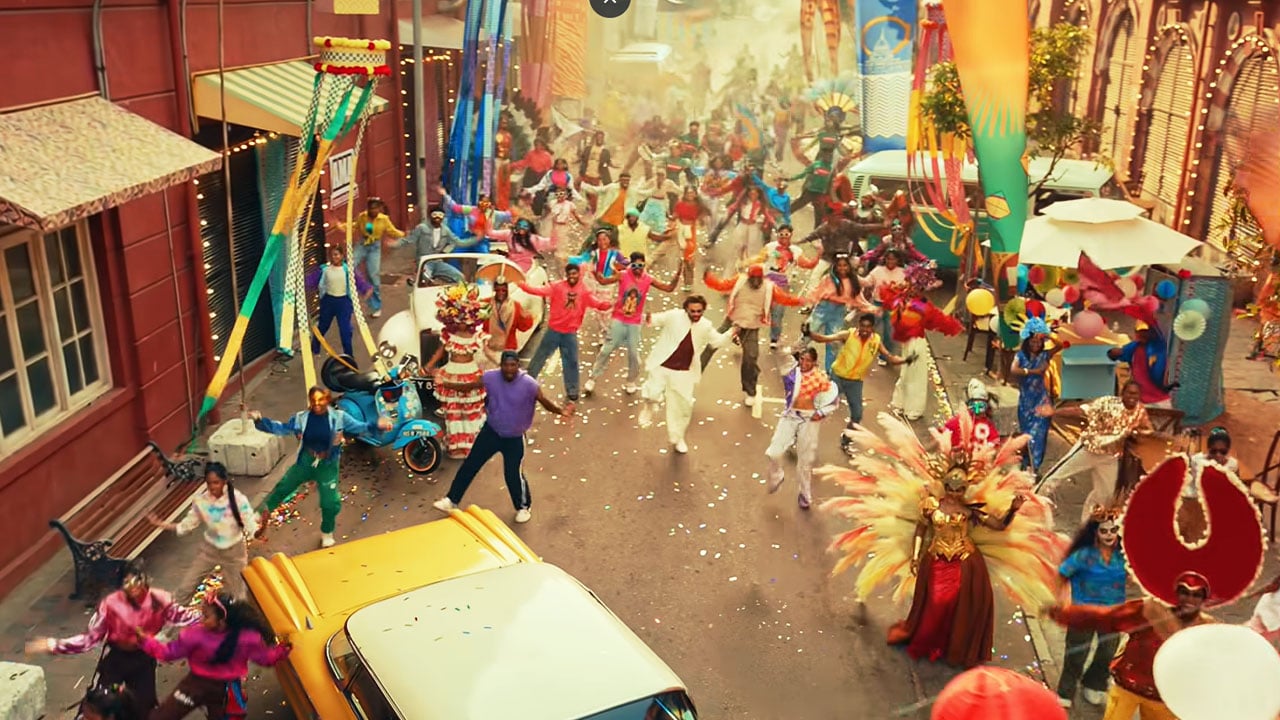 ‘জয়ধ্বনি’ দেখে বিস্মিত দর্শক