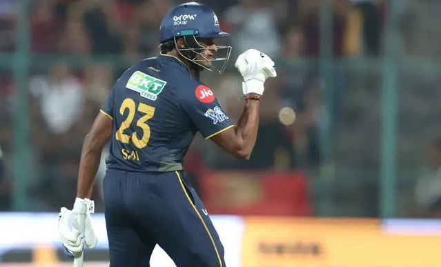 তিন অঙ্ক ছুঁয়ে গেইলের পাশে সুদর্শন