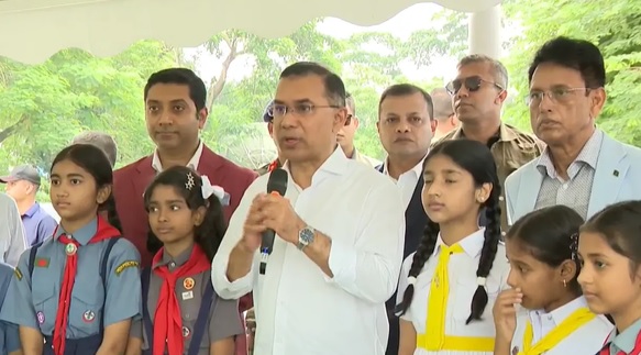 শিক্ষার্থীদের গাছের চারা রোপণের আহ্বান প্রধানমন্ত্রীর