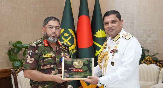সেনাপ্রধানের সঙ্গে নবনিযুক্ত নৌবাহিনী প্রধানের সৌজন্য সাক্ষাৎ