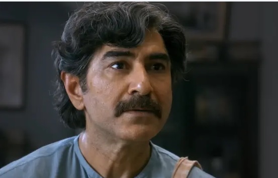 নজর কাড়লেন ‘বিপ্লবী‘ জিৎ