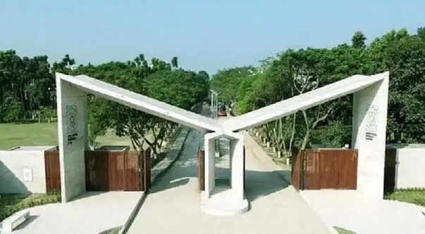 বেরোবিতে বহিরাগত ও সব ধরনের যানবাহন প্রবেশ নিষিদ্ধ