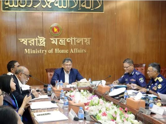 ঝুঁকিপূর্ণ মণ্ডপের সংবাদ পাওয়া যায়নি: স্বরাষ্ট্রমন্ত্রী