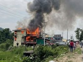 কক্সবাজারে রিসোর্টে ভয়াবহ আগুন, শিশুসহ ১০ জনের মৃত্যু