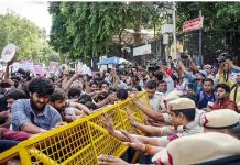 দিল্লিতে বিক্ষোভে ৩ নারী সাংবাদিককে পুলিশি হয়রানির অভিযোগ