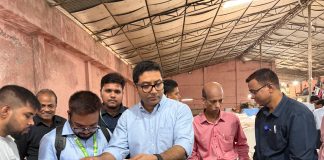 ৫ নভেম্বরের মধ্যে প্রাথমিকের সব বই দেয়ার নির্দেশ প্রতিমন্ত্রীর