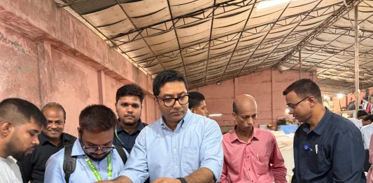 ৫ নভেম্বরের মধ্যে প্রাথমিকের সব বই দেয়ার নির্দেশ প্রতিমন্ত্রীর